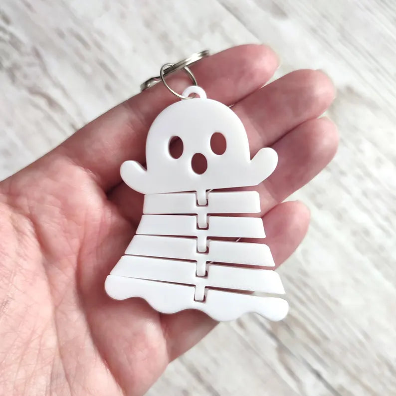 Ghost Keychain – Cute Halloween Ghost Accessory, Spooky Bag Charm, Fun Fall Key Ring