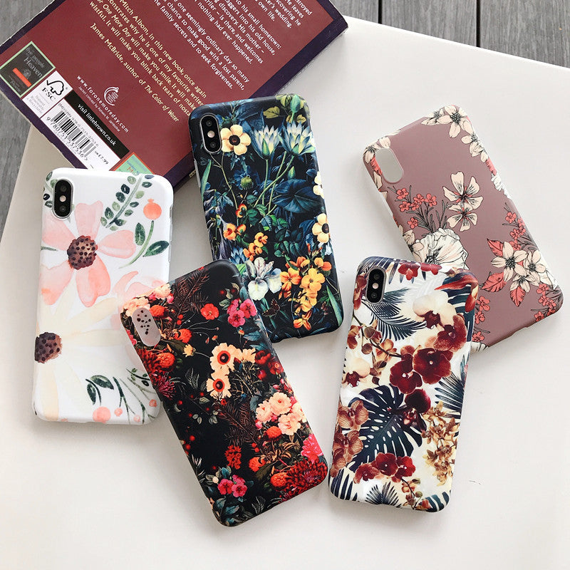 Retro flower phone case