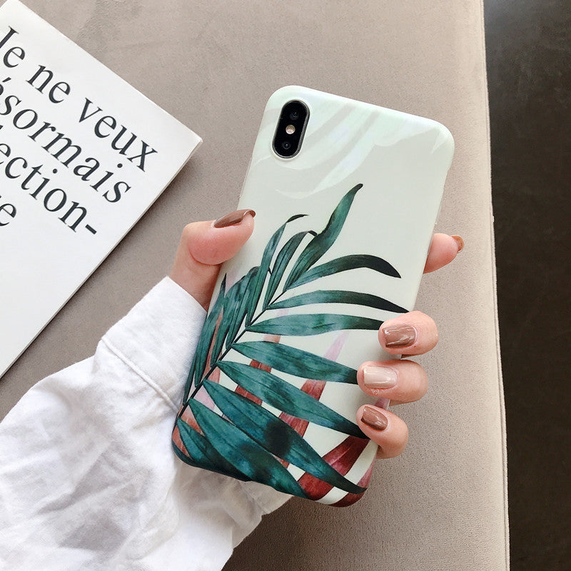 Retro flower phone case
