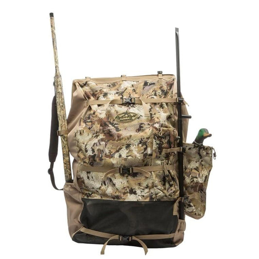 AdvenTec LLC dba Rig Em Right Outdoors Decoy Bags AdvenTec LLC dba Rig Em Right Outdoors Rig 'Em Right Refuge Runner Decoy Bag Gore Optifade Marsh